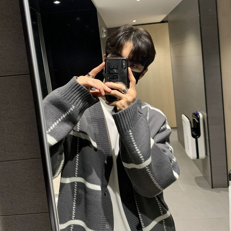 Men’s Oversize V-Neck American-Japanese Style Sweater