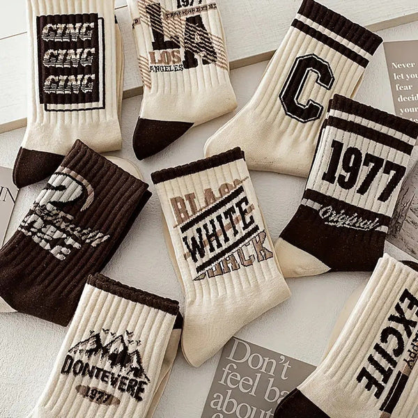 STOCK-PACK OF 1 Men’s Trendy Retro Long Socks for Autumn/Winter