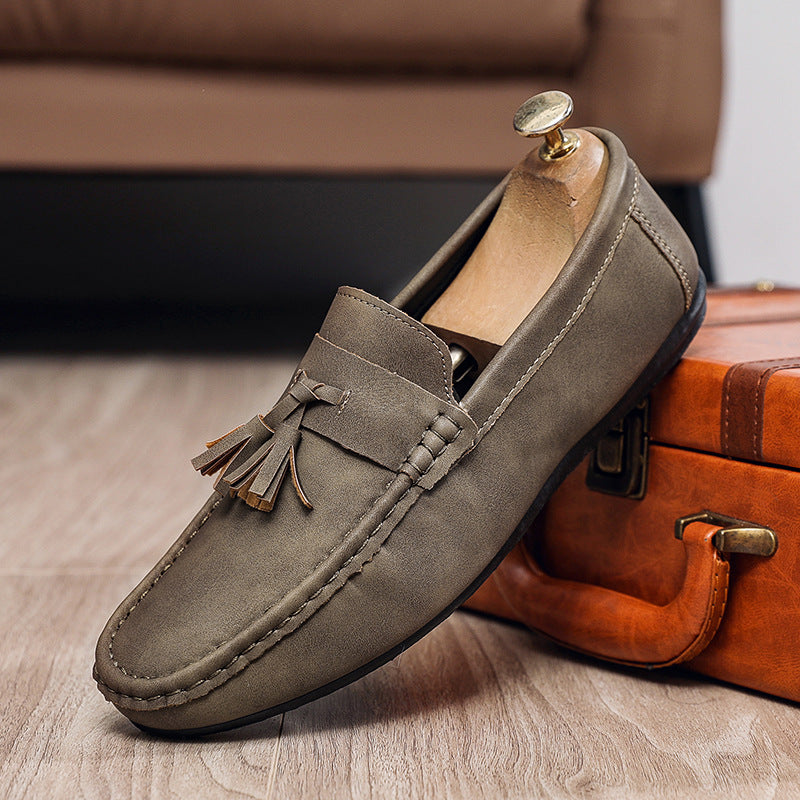 INSTOCK-Men's Retro Slip-On Bean Shoes – Casual & Comfy