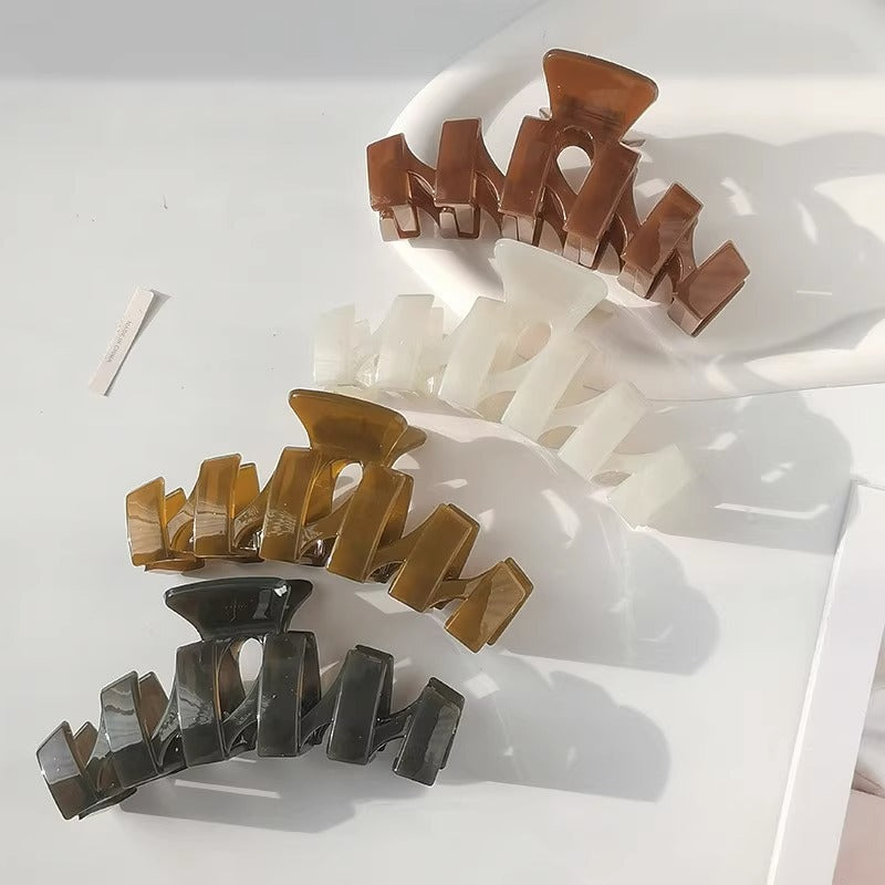 Acrylic Shark Hair Clip – Large High-Grade Grip