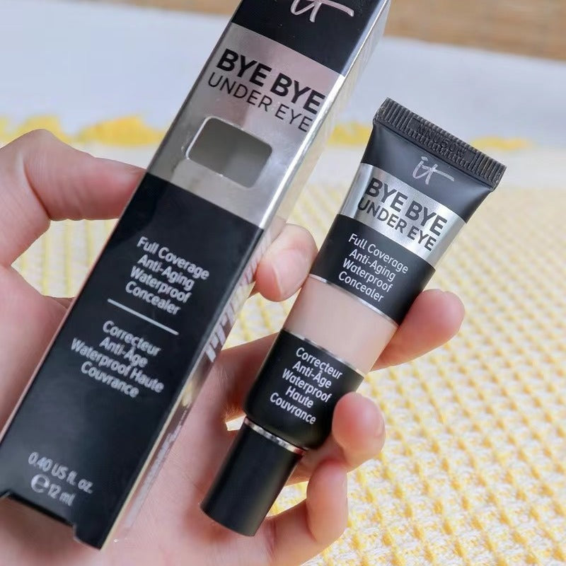 Full Coverage Liquid Concealer for Dark Circles & Blemishes