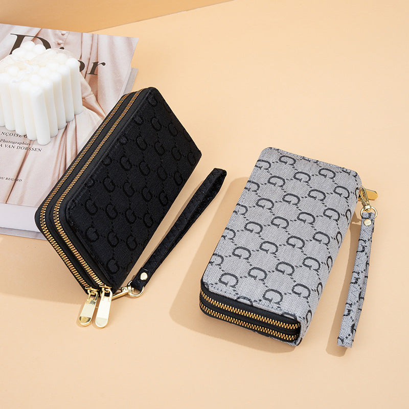 Big G Letter Print Wallet – Fashion Meets Function in 2025