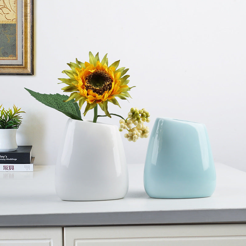 Nordic Modern Ceramic Vase for Home Decoration