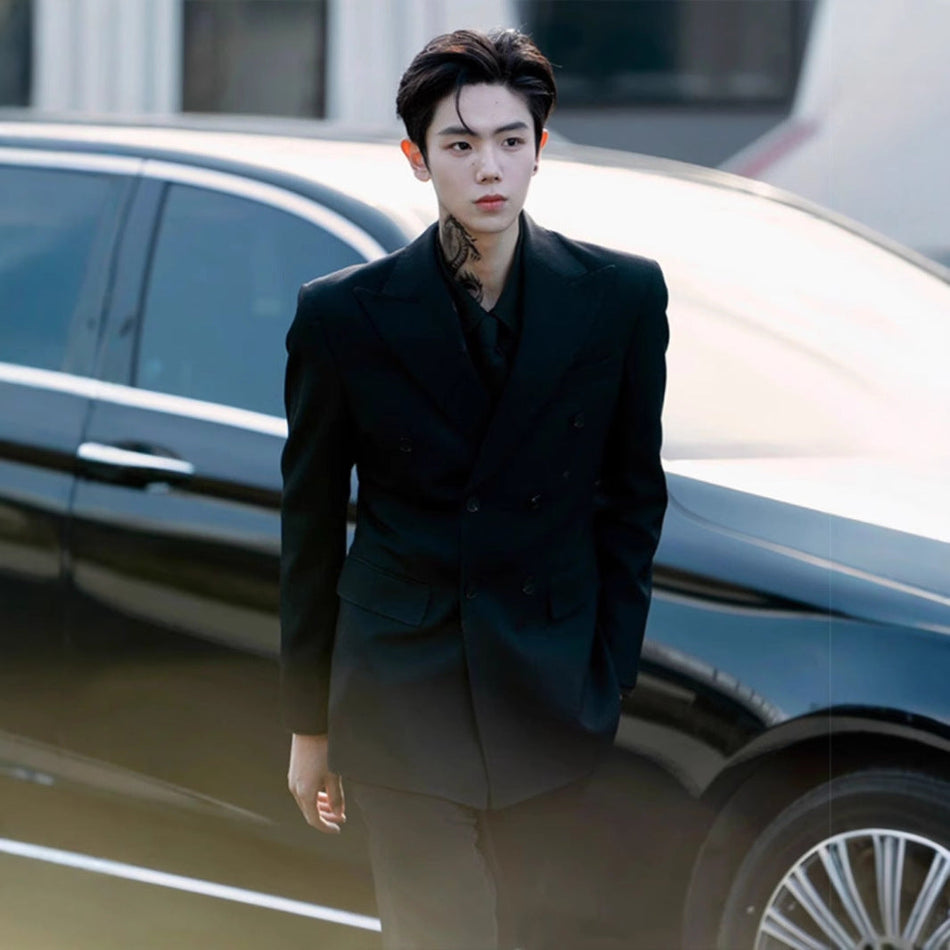 Black Double-Breasted Men’s Suit Jacket – British Yuppie Style