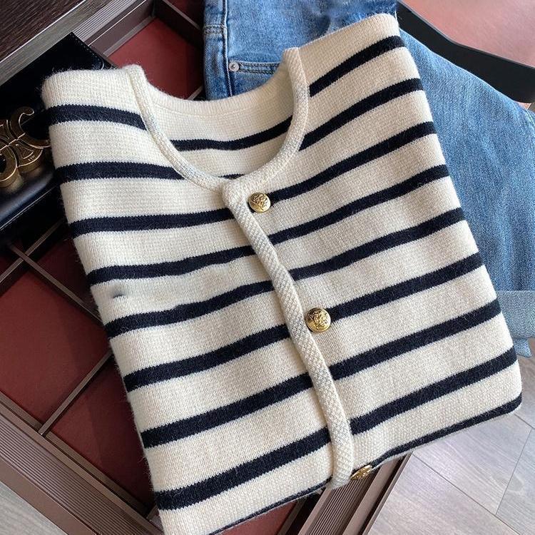 STOCK-Black & White Striped Knit Cardigan