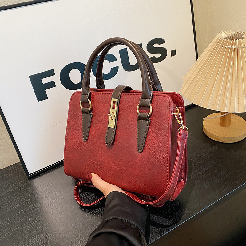 Vintage Crossbody Handbag – Stylish Small Square Bag 👜✨