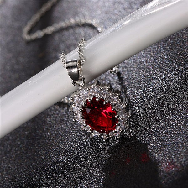 Princess-Style Sunflower Pendant Collar Necklace