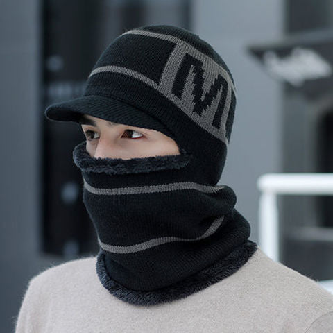 Men’s One-Piece Fleece-Lined Wool Winter Hat with Scarf