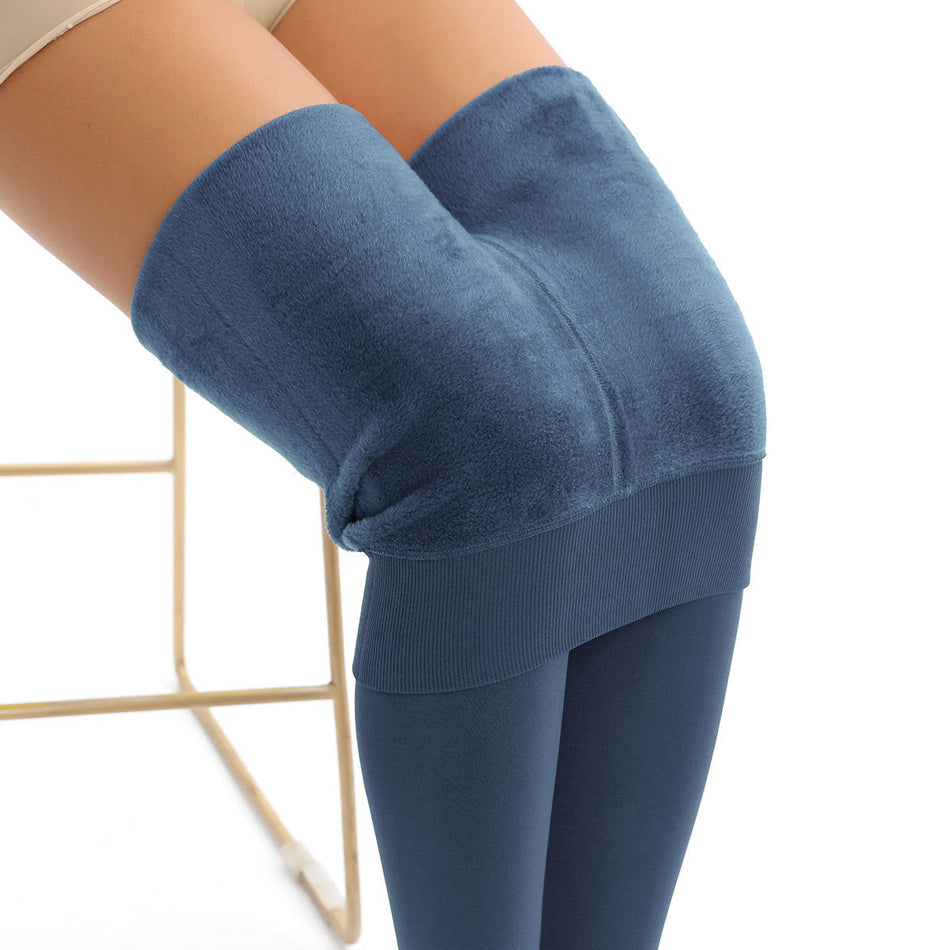 INSTOCK- Plus-Size Velvet Leggings