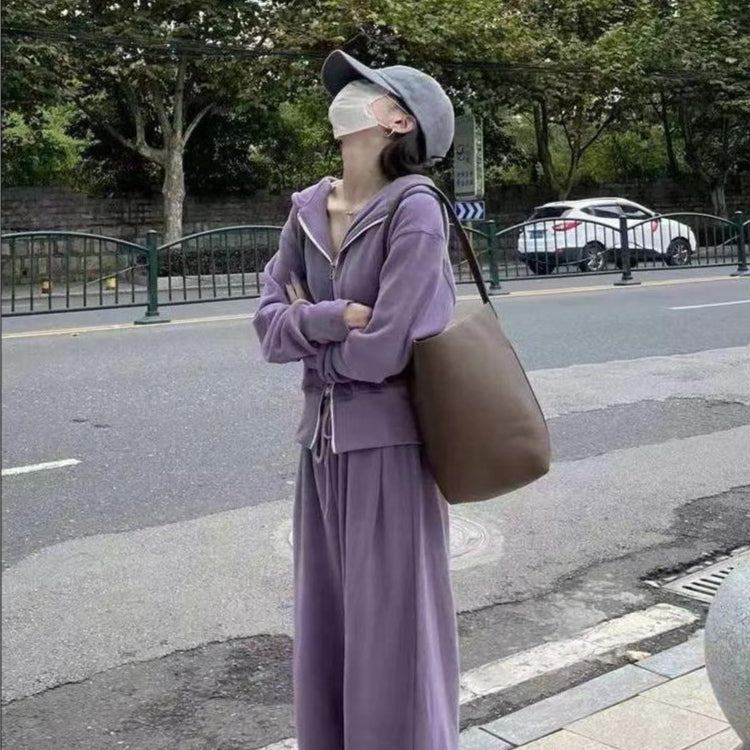 Korean Style 2-Piece Set – Zipper Sweater & Wide Pants 👟🧥