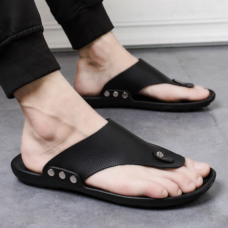 Cool Men’s Beach Flip-Flops Breathable & Trendy