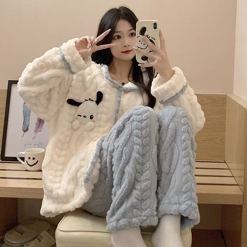 INSTOCK-Warm Coral Velvet Pajamas Set