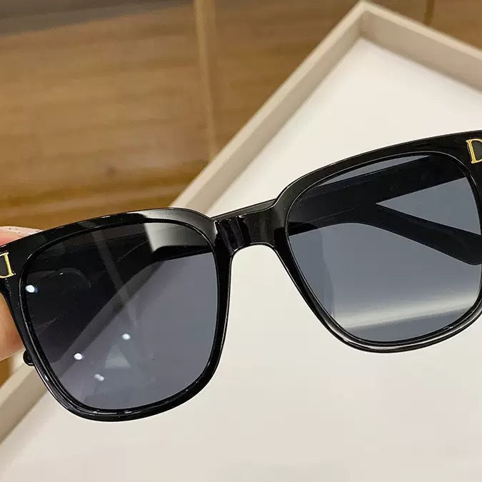 Kids D Letter UV Protection Street Style Sunglasses