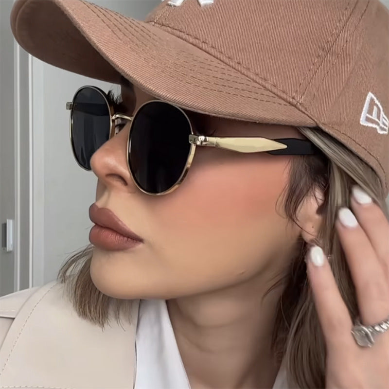 Retro Metal Round Sunglasses – Street Style Glow