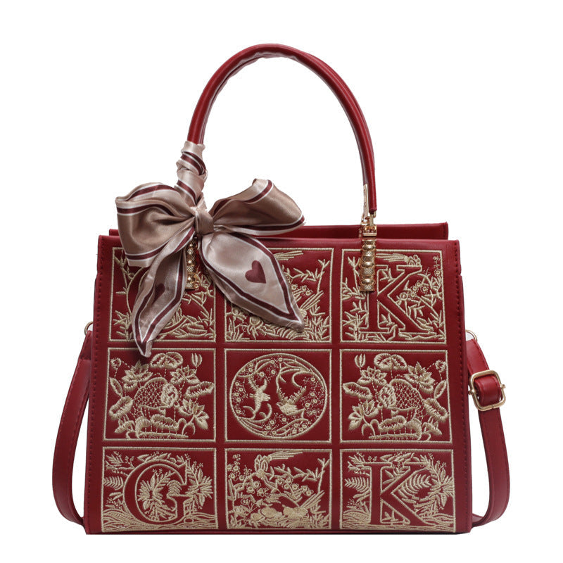 High-End Embroidered Shoulder Bag – Elegant & Stylish