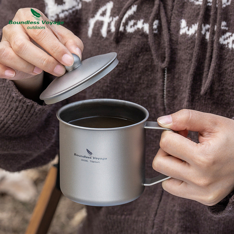 Biwei Pure Titanium Camping Water Cup with Lid & Handle