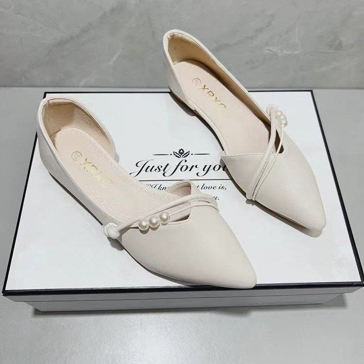 French Pointed Flat Fairy Shoes – Soft Elegance 2025