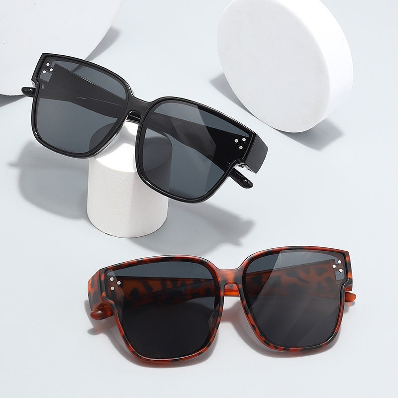 Three-Nail Polarized Sunglasses Clip Set