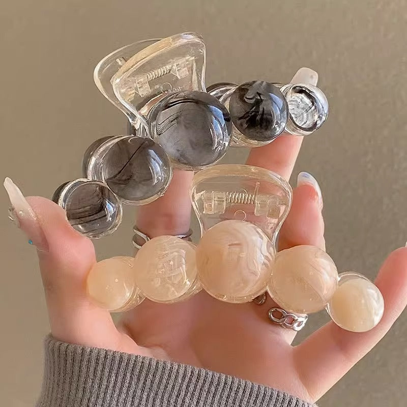 Gradient Planet Hair Clip – Medium Shark Style