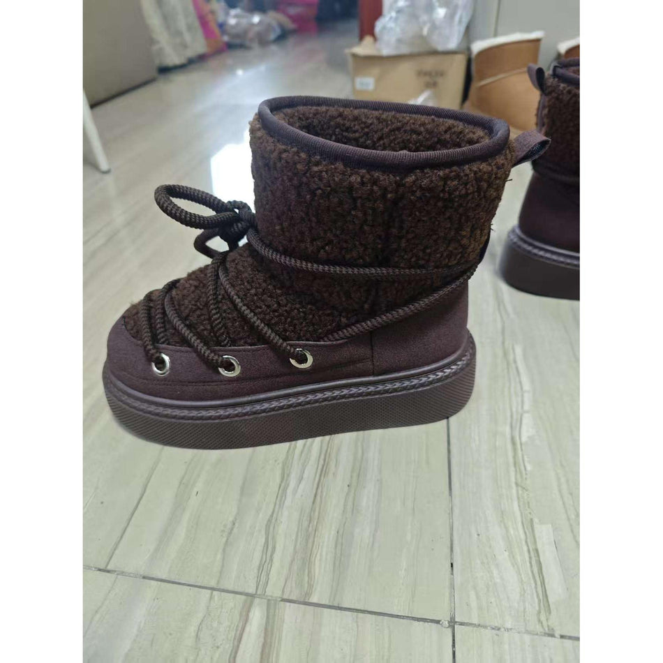Plus-Size Cross-Strap Snow Boots