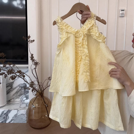 Girls French Holiday Ruffle Top & Skirt Set – Kids Fashion Nepal | Tudoholic
