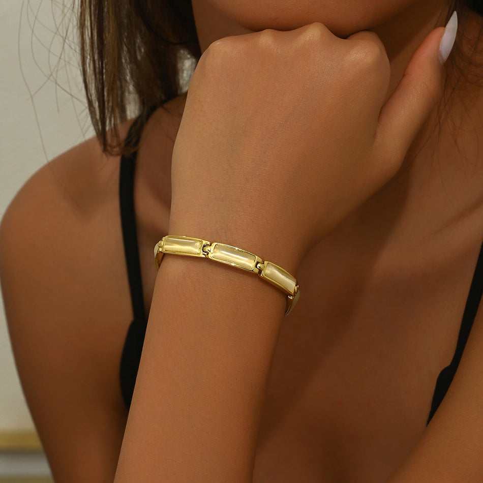 Geometric Rose Gold Cat’s Eye Bracelet – Stylish Women’s Jewelry