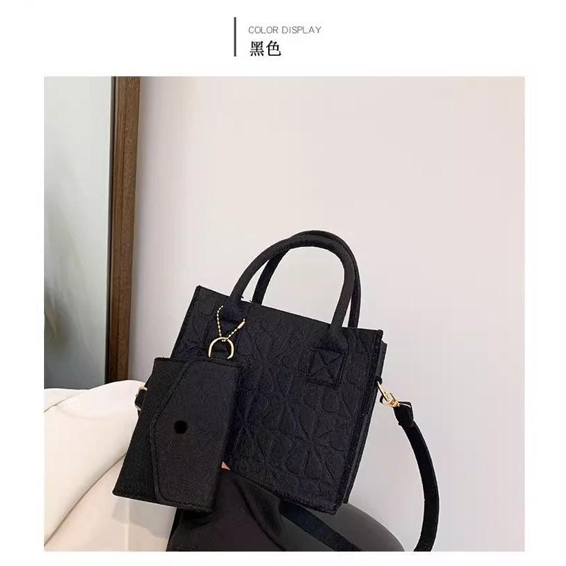 STOCK-Women’s Small Felt One-Shoulder Fashion Bag