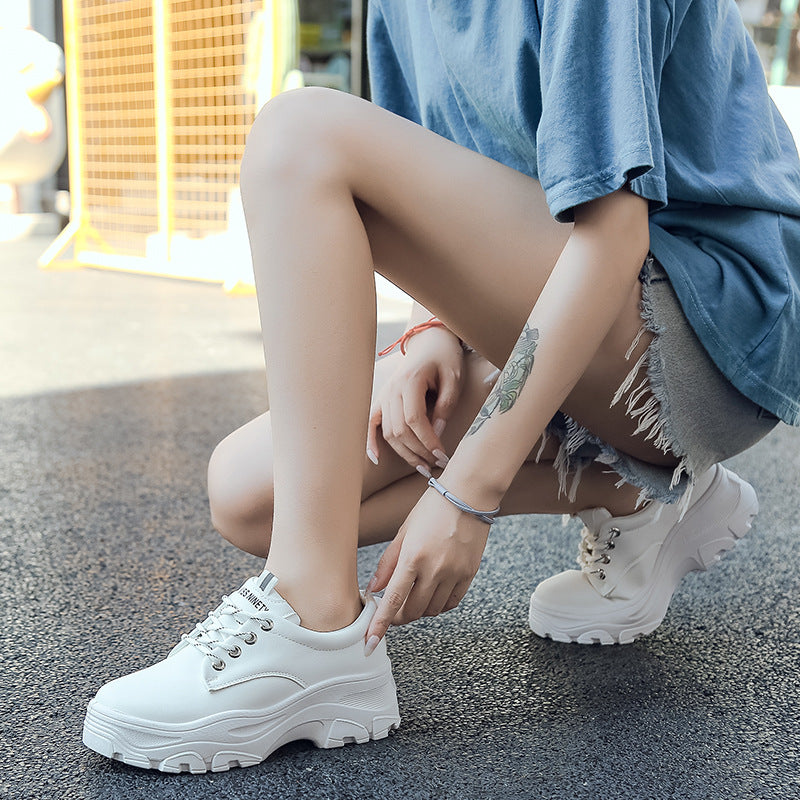 Women's White Breathable Sports Shoes