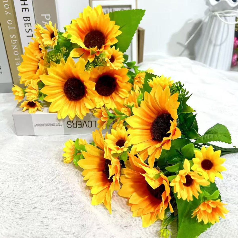 13-Head Artificial Sunflower Bouquet – Wedding & Home Décor