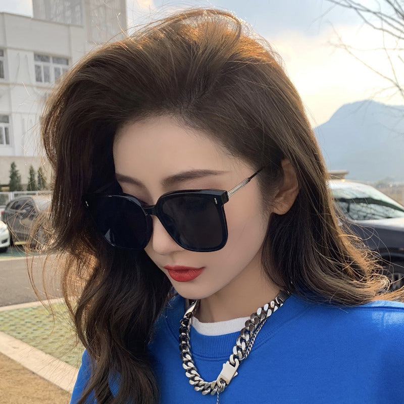GM Square Large-Frame Sunglasses for Women UV Protection