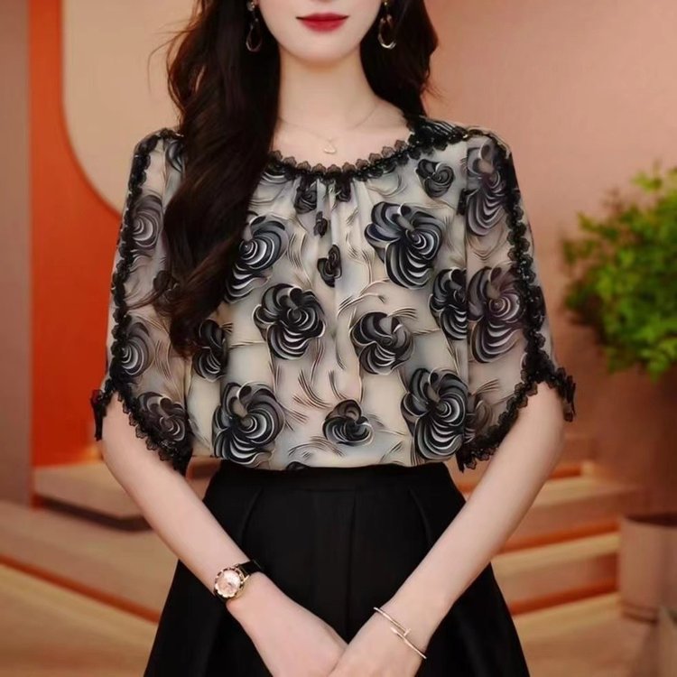 Black Flower Round Neck Slim Rose Shirt