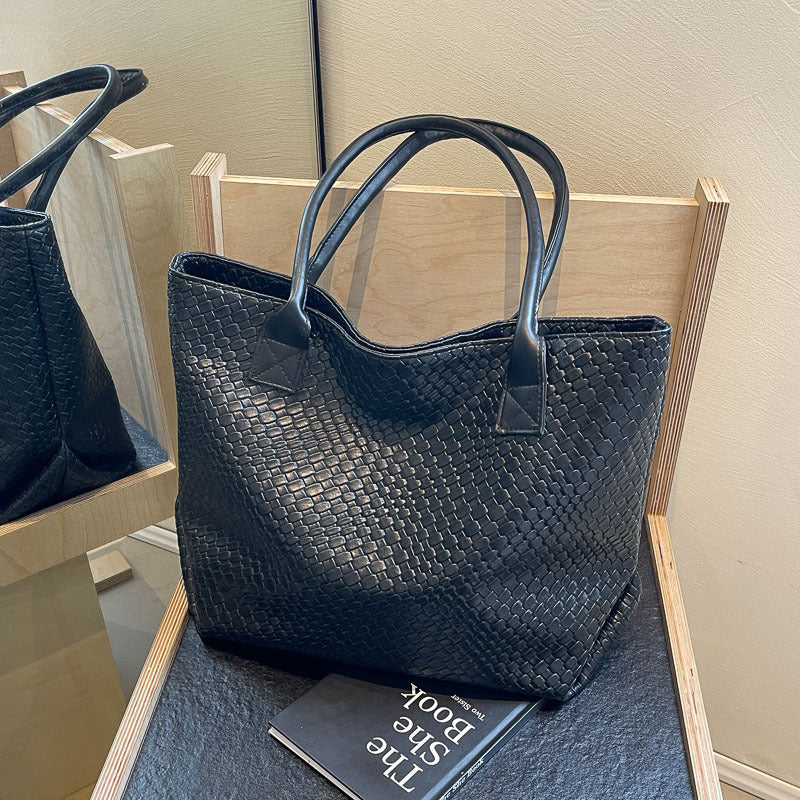 STOCK-Woven Texture Tote – Stylish Commuter Handbag