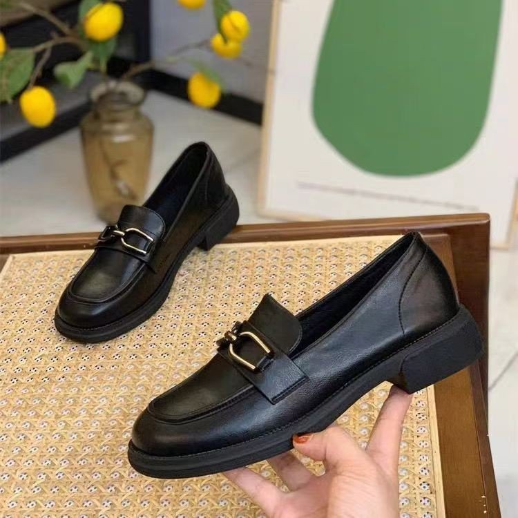 STOCK-Black Leather Loafers – British Style Slip-On Shoes