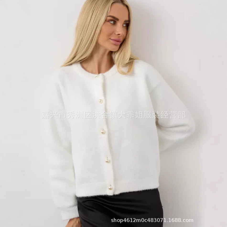 Women’s White Mink Velvet Short Knit Cardigan