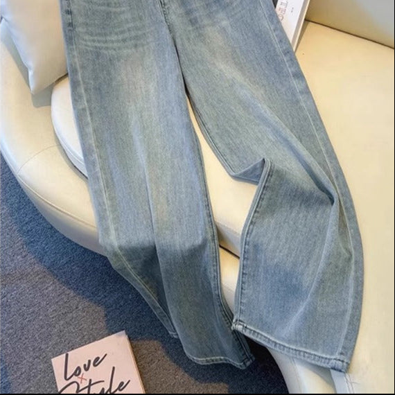 Women's Light-Colored Wide-Leg Jeans