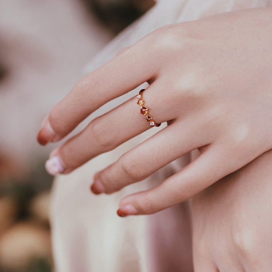 Premium "Fantasy Day" Japanese Orange Garnet Retro Elegant